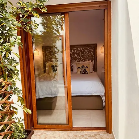 Casa Olivia, Luxurious With Sauna And Jacuzzi Holiday home *