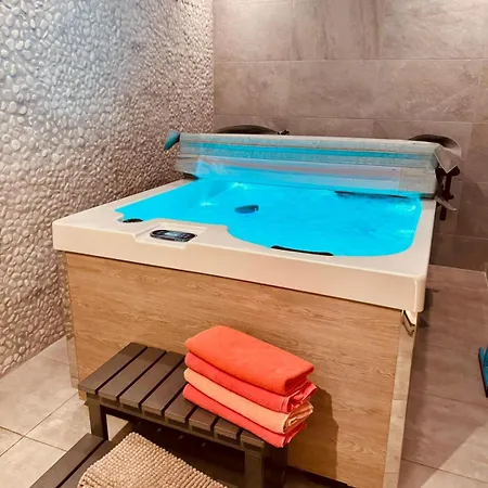 Casa Olivia, Luxurious With Sauna And Jacuzzi Holiday home Finestrat